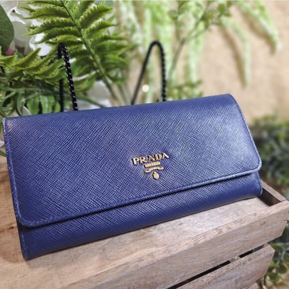Authentic Prada Long Wallet - Picture 2 of 15